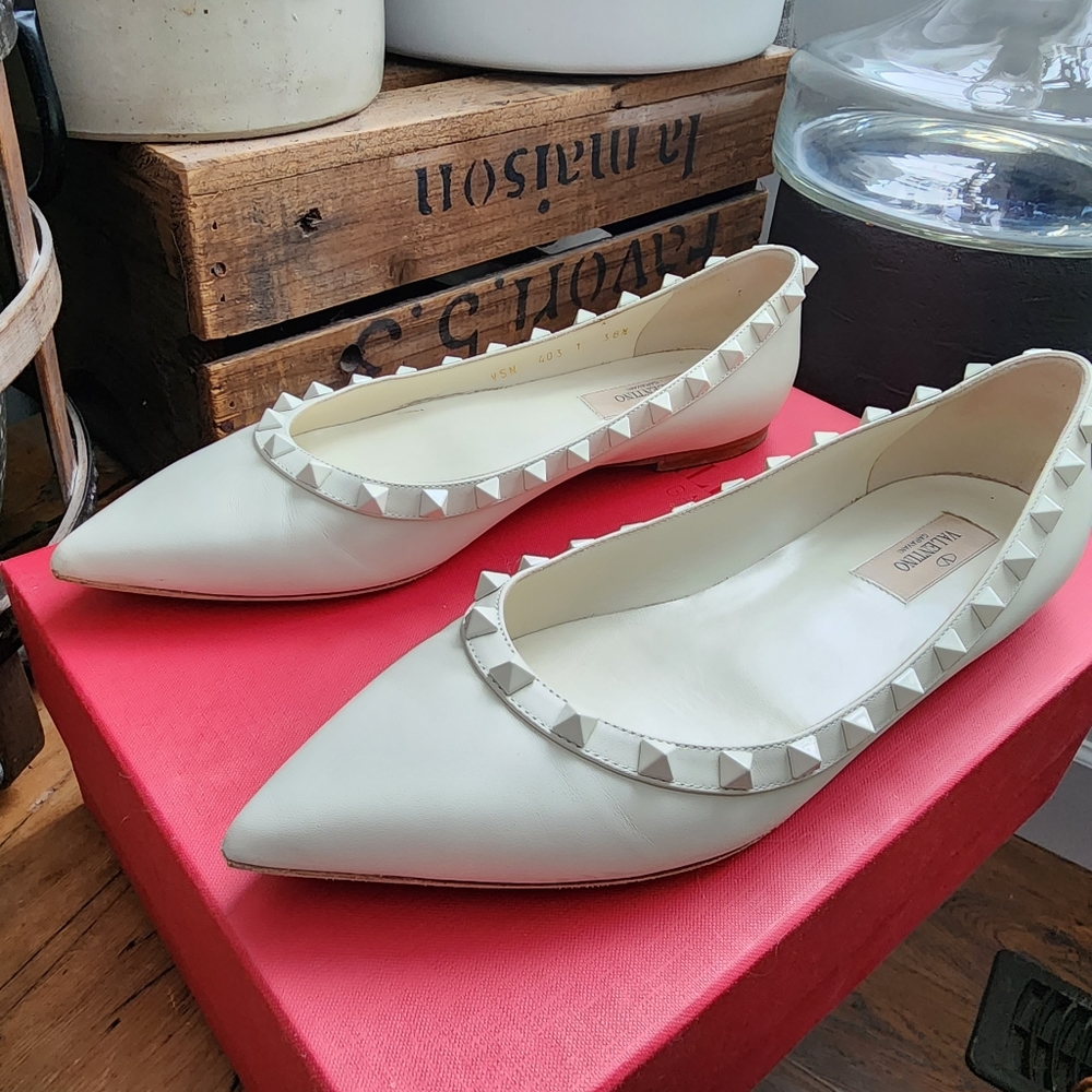 Valentino white ballet flats - Picture 1 of 2
